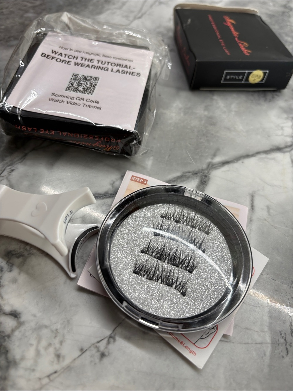 Professional Eye Lash - Black